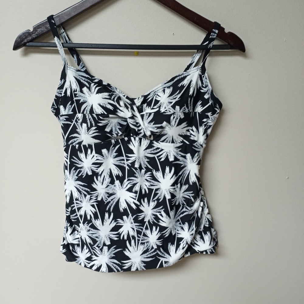 Croft Borrow Floral Tankini Swimsuit Top